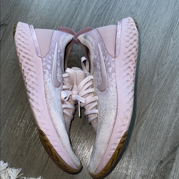 Nike React - Pink Athletic Shoes with Breathable Mesh - Picture 3 of 7